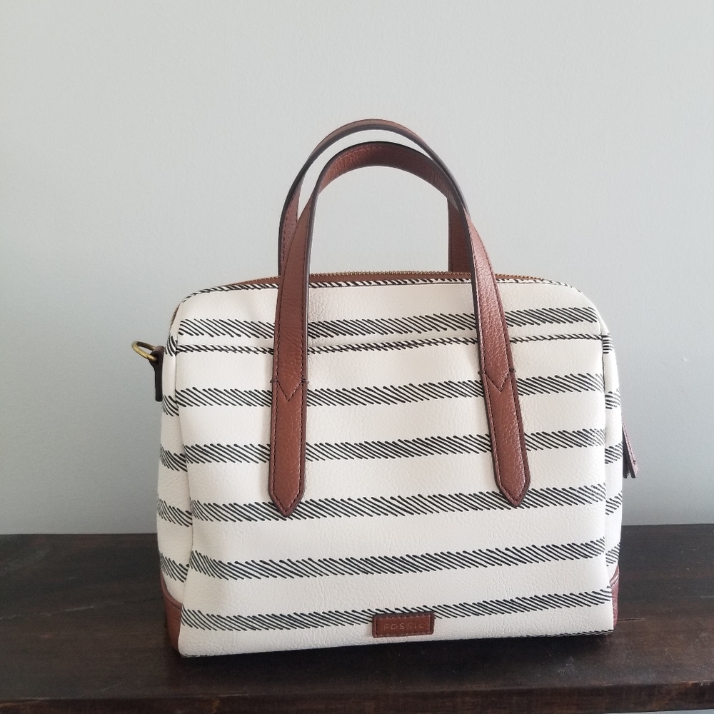 👜FOSSIL HANDBAG